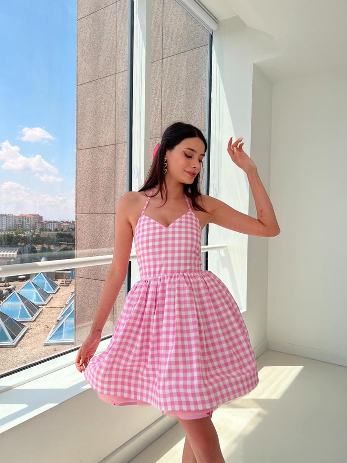E.H Barbie Girl Elbise