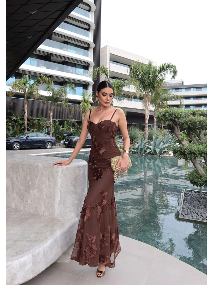 EH Collection Askılı Çiçek İşlemeli Tül Elbise