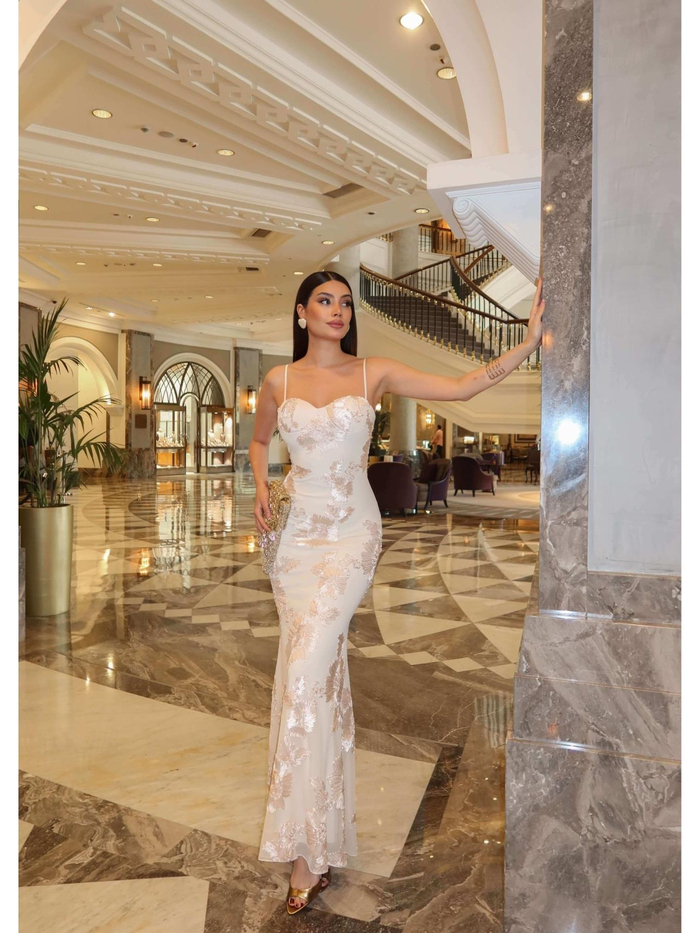 EH Collection Çiçek İşlemeli Tül Davet Elbise
