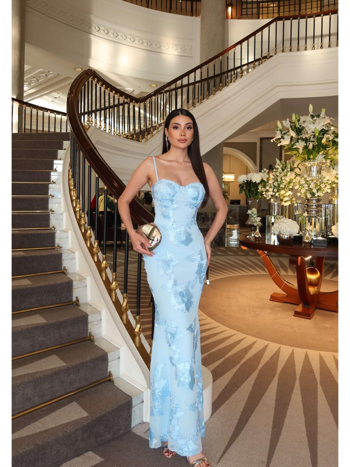 EH Collection Çiçek İşlemeli Tül Davet Elbise