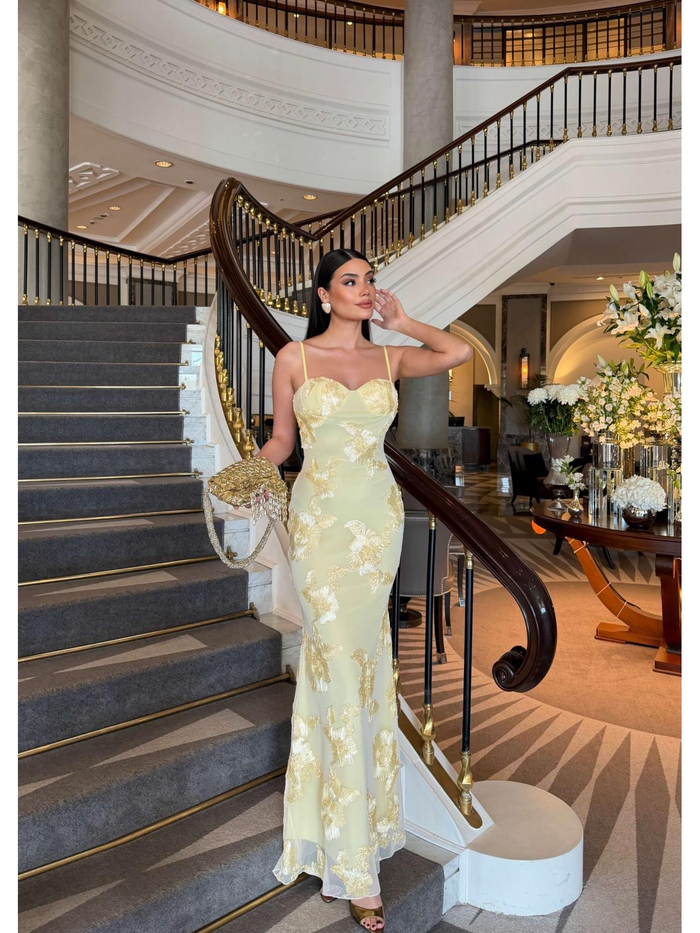 EH Collection Çiçek İşlemeli Tül Davet Elbise