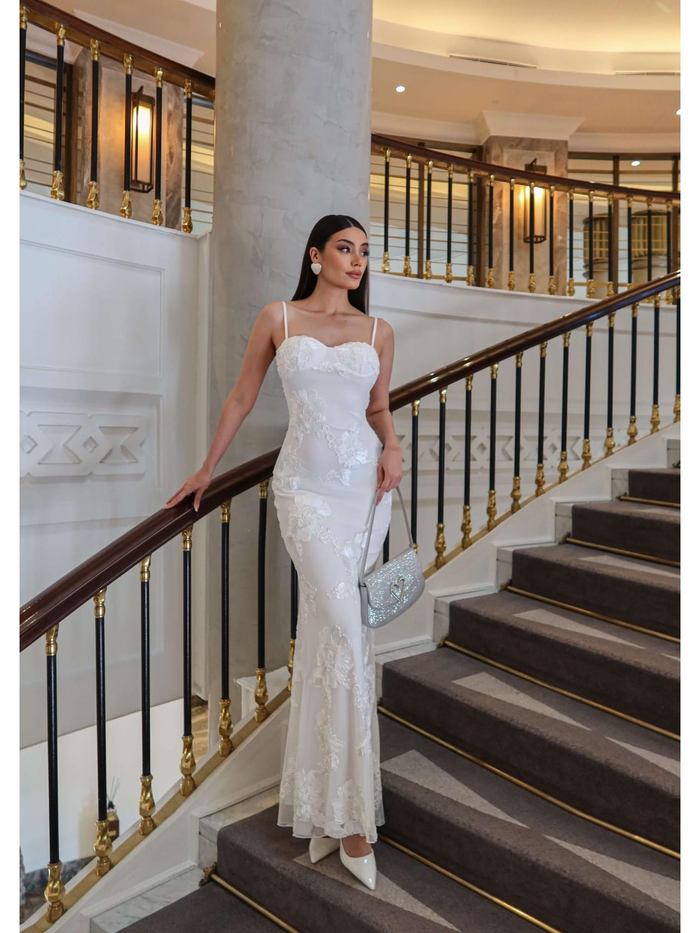 EH Collection Çiçek İşlemeli Tül Davet Elbise