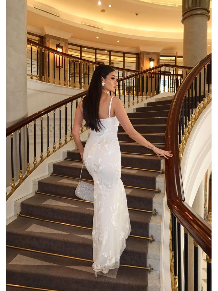 EH Collection Çiçek İşlemeli Tül Davet Elbise