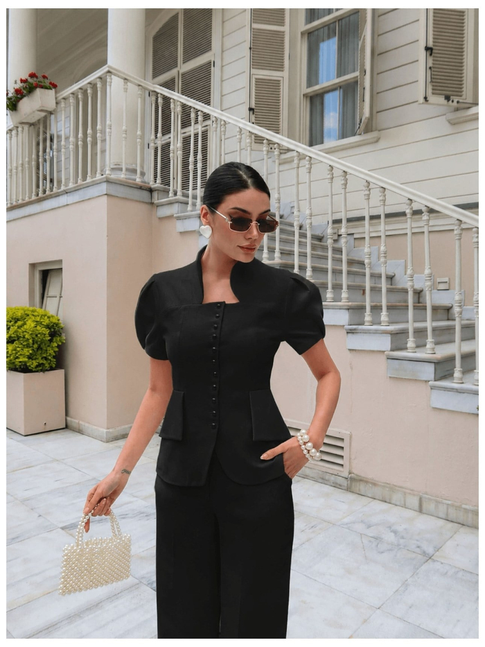 EH Collection Dik Yaka İnci Düğmeli Takım