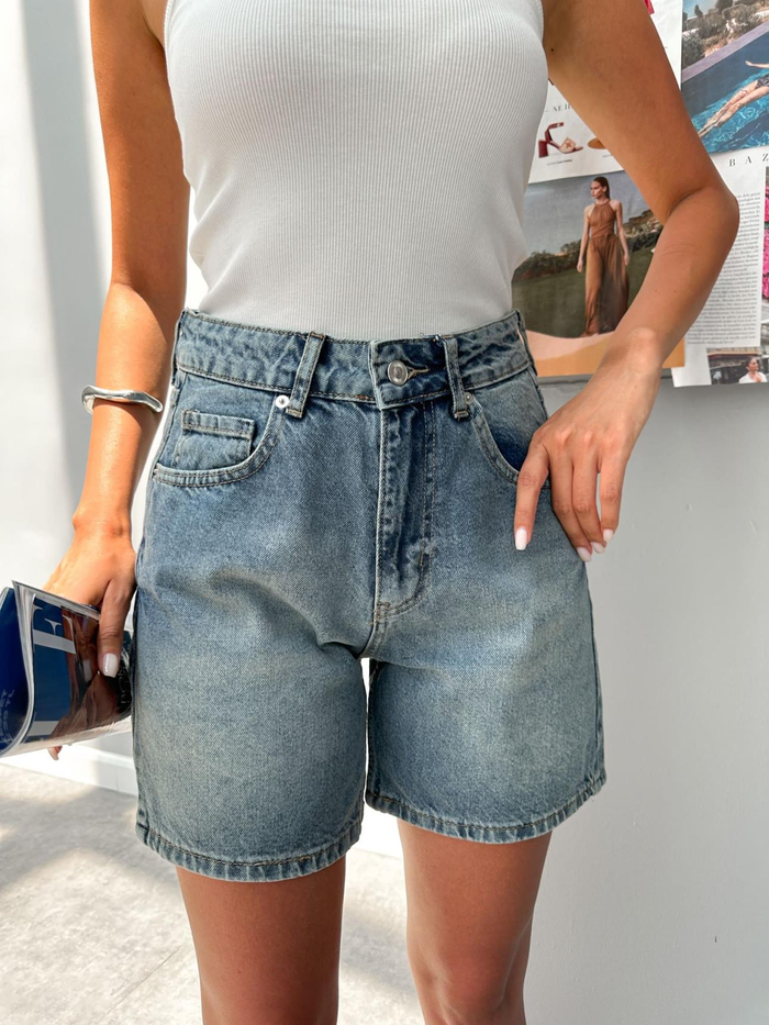 Eskitme Düz Kesim Denim Şort