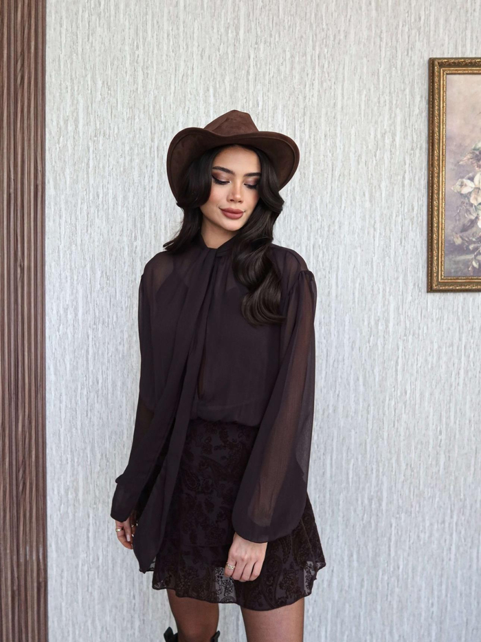 Eteği Kadife Astarlı Tül Mini Elbise