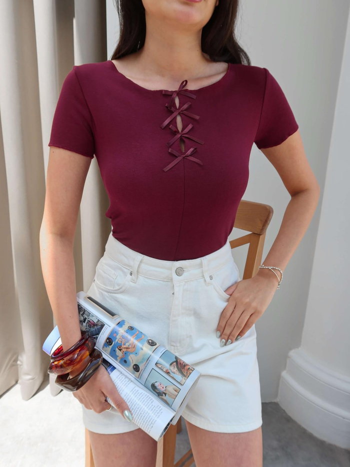 Fiyonk Detaylı T-Shirt