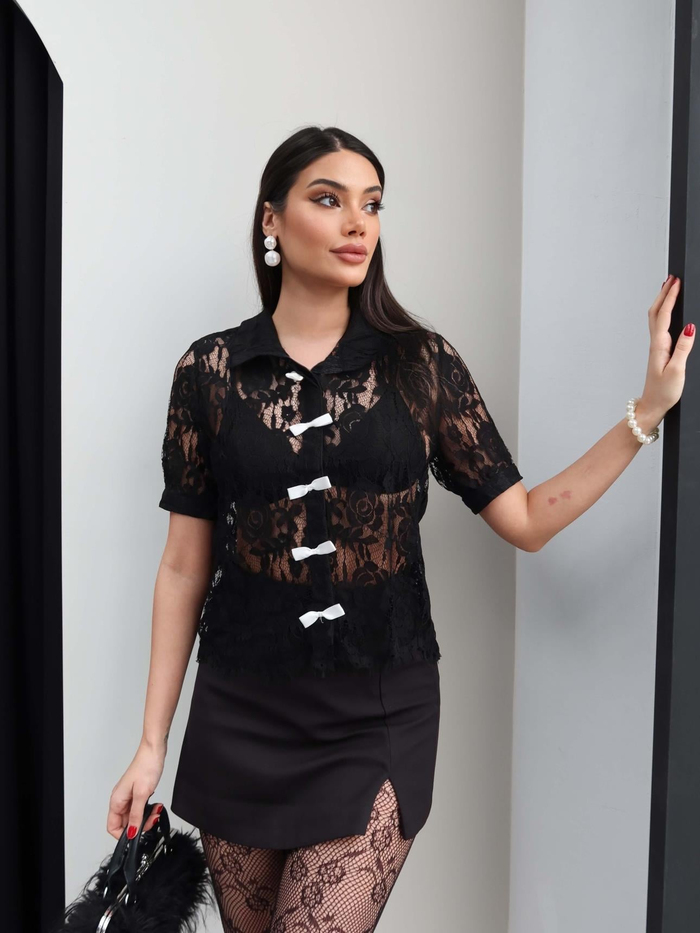 Fiyonklu Dantel Gömlek