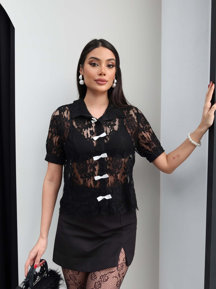 Fiyonklu Dantel Gömlek