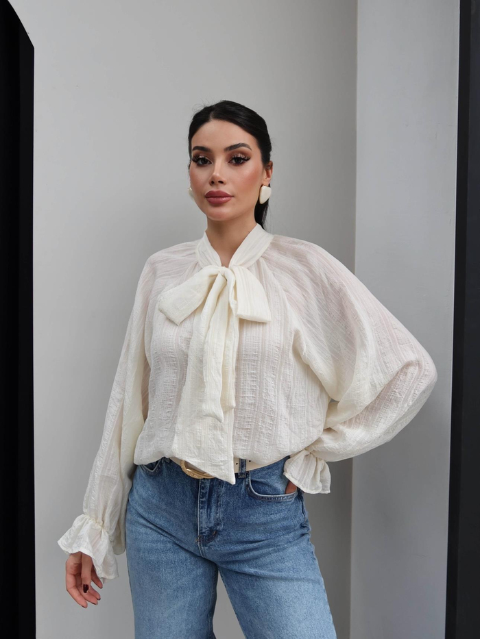 Fular Yakalı Oversize Gömlek