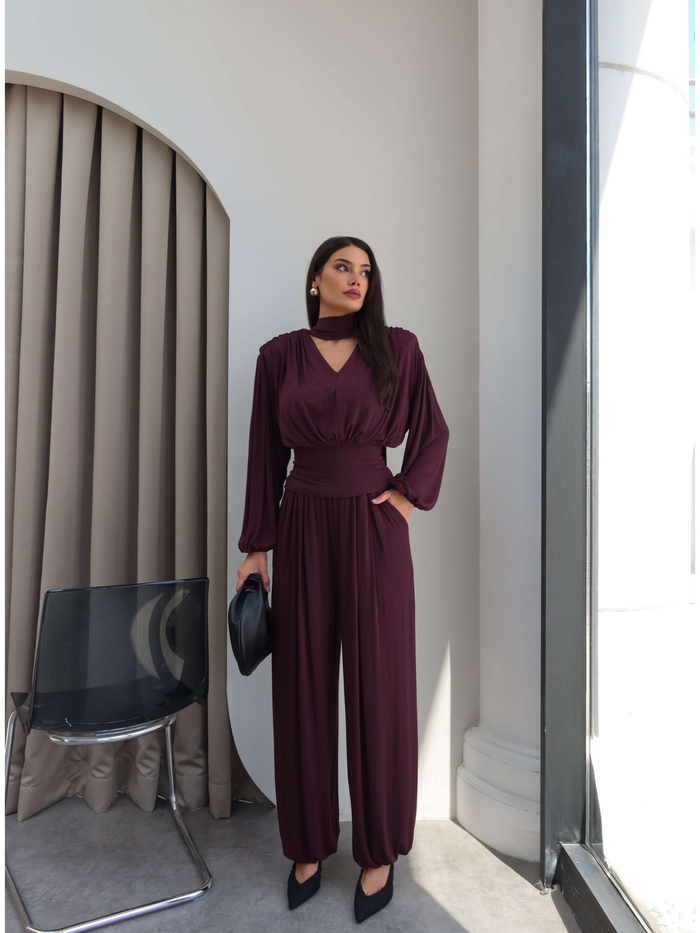 Fularlı Vatkalı Bluz Pantolon Takım