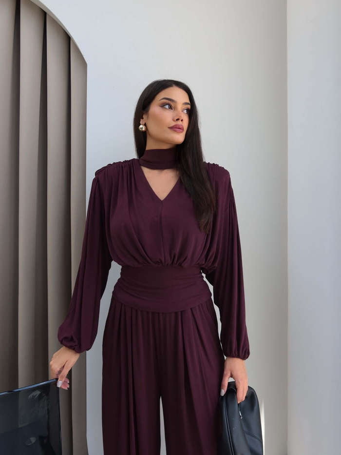 Fularlı Vatkalı Bluz Pantolon Takım