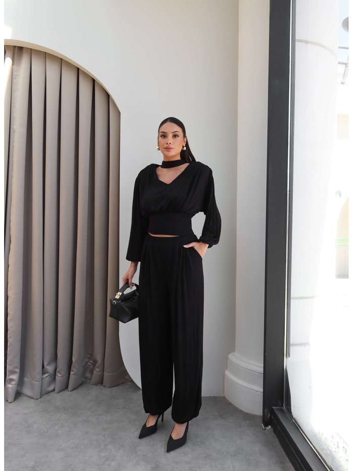 Fularlı Vatkalı Bluz Pantolon Takım