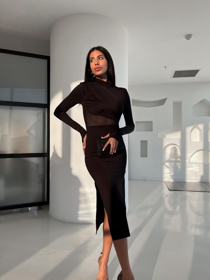 Göğüs Büzgü Uzun Kol Midi Elbise