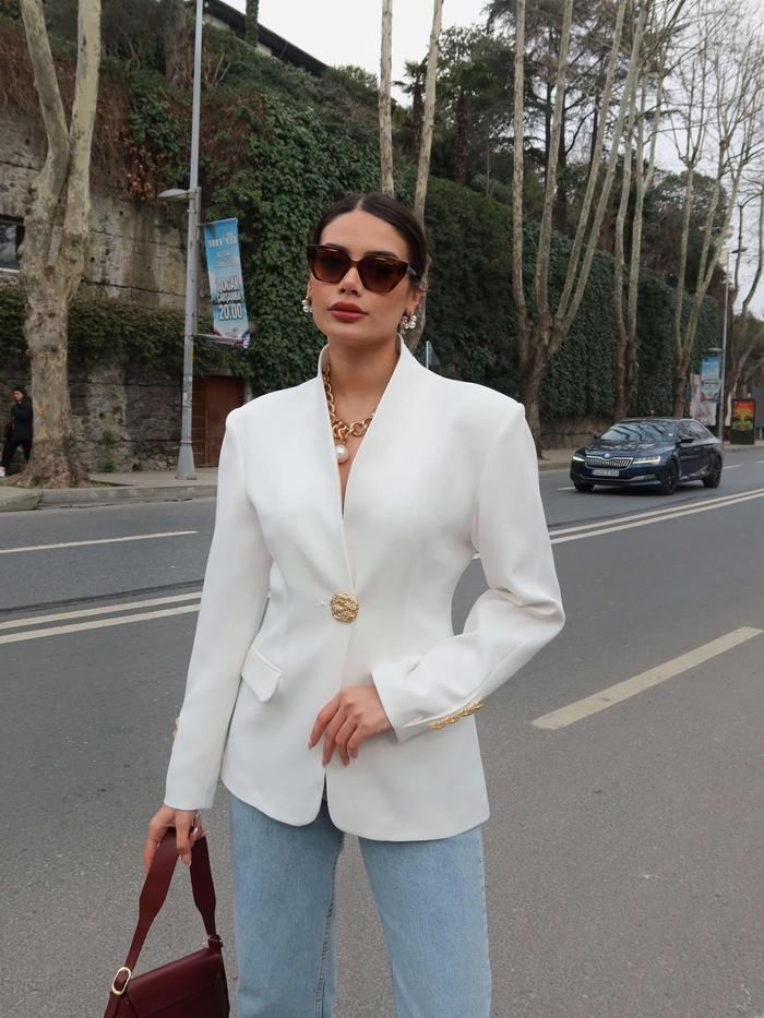 Gold Düğmeli Blazer Ceket