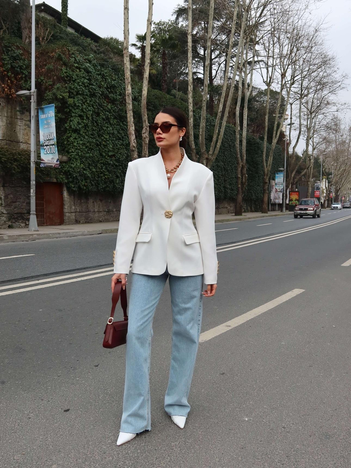 Gold Düğmeli Blazer Ceket