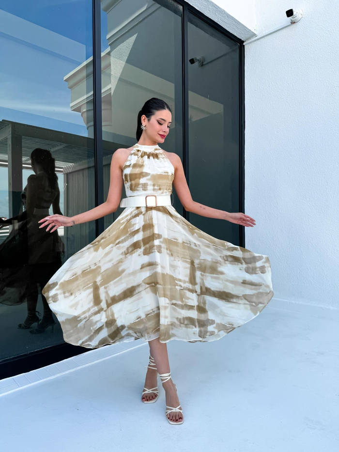 Halter Desenli Kloş Midi Elbise