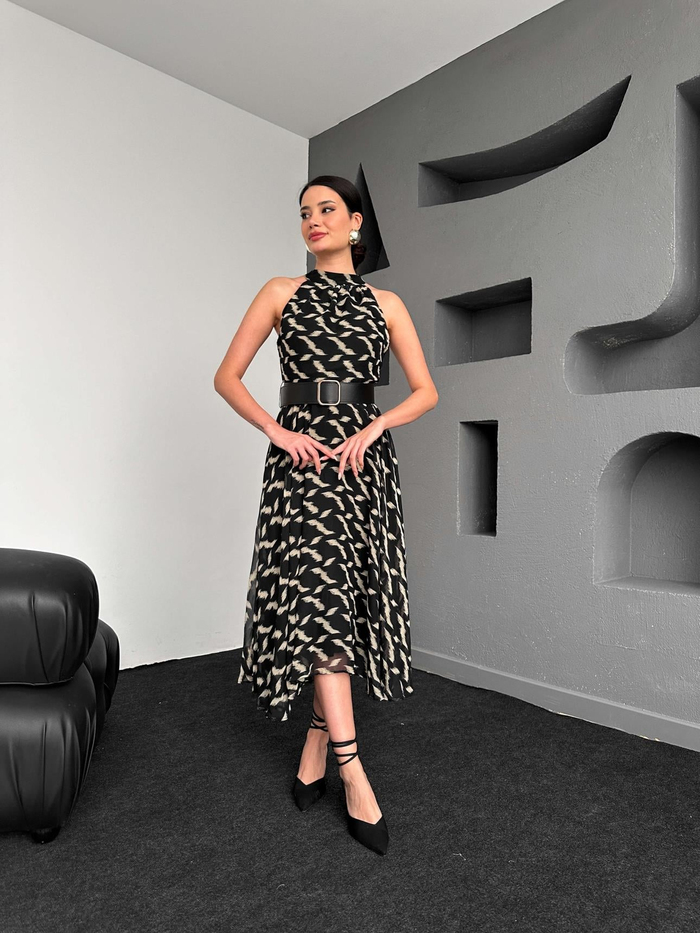 Halter Desenli Kloş Midi Elbise