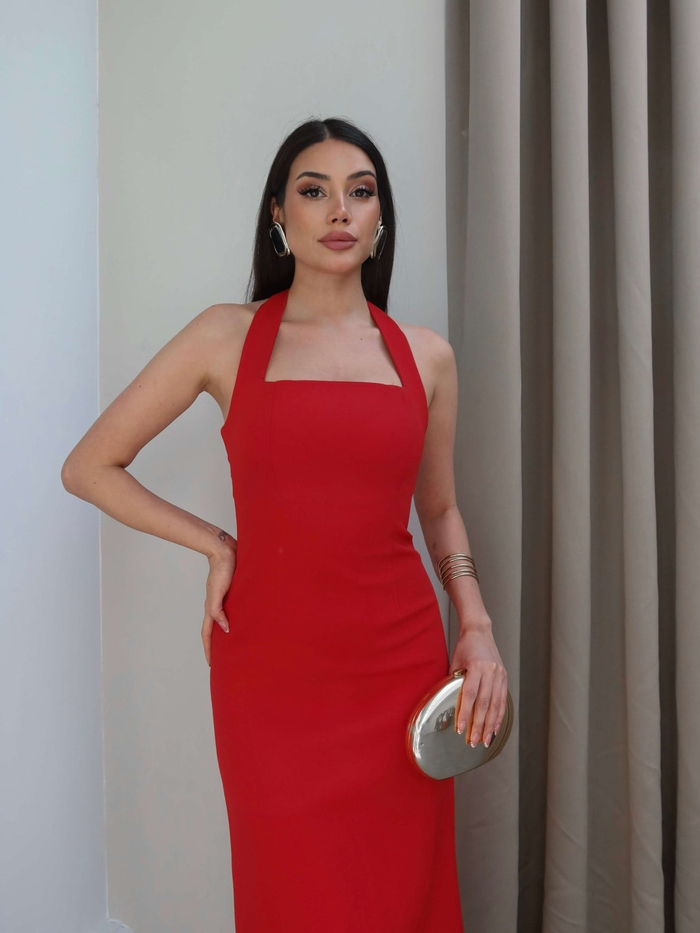 Halter Yaka Arkadan Yırtmaçlı Elbise