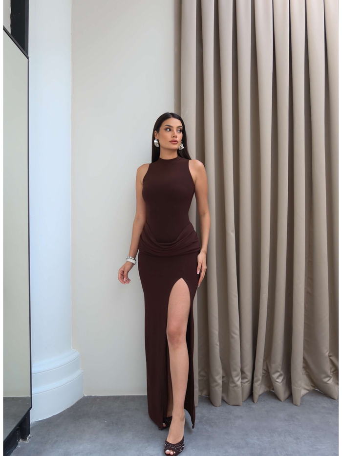Halter Yaka Bel Drape Yırtmaçlı Elbise