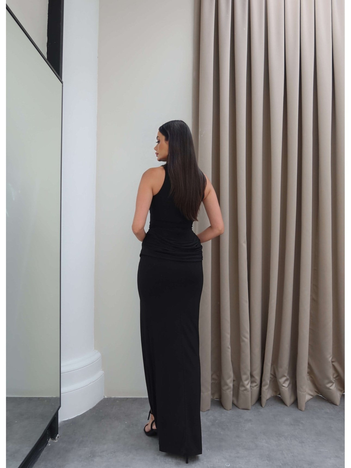 Halter Yaka Bel Drape Yırtmaçlı Elbise