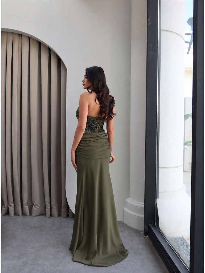Halter Yaka Payetli Maxi Elbise