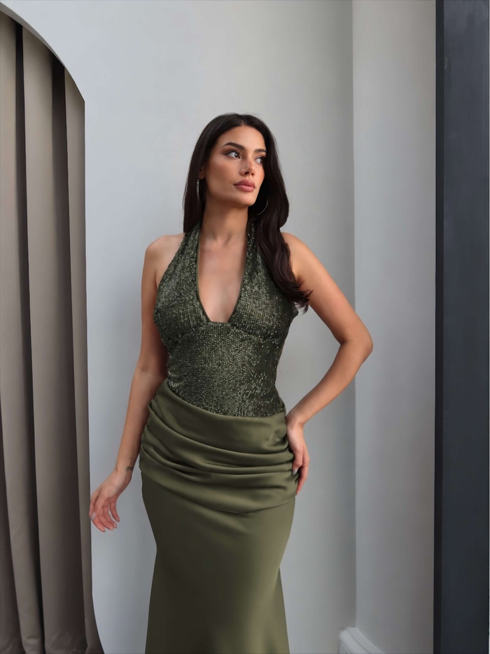 Halter Yaka Payetli Maxi Elbise