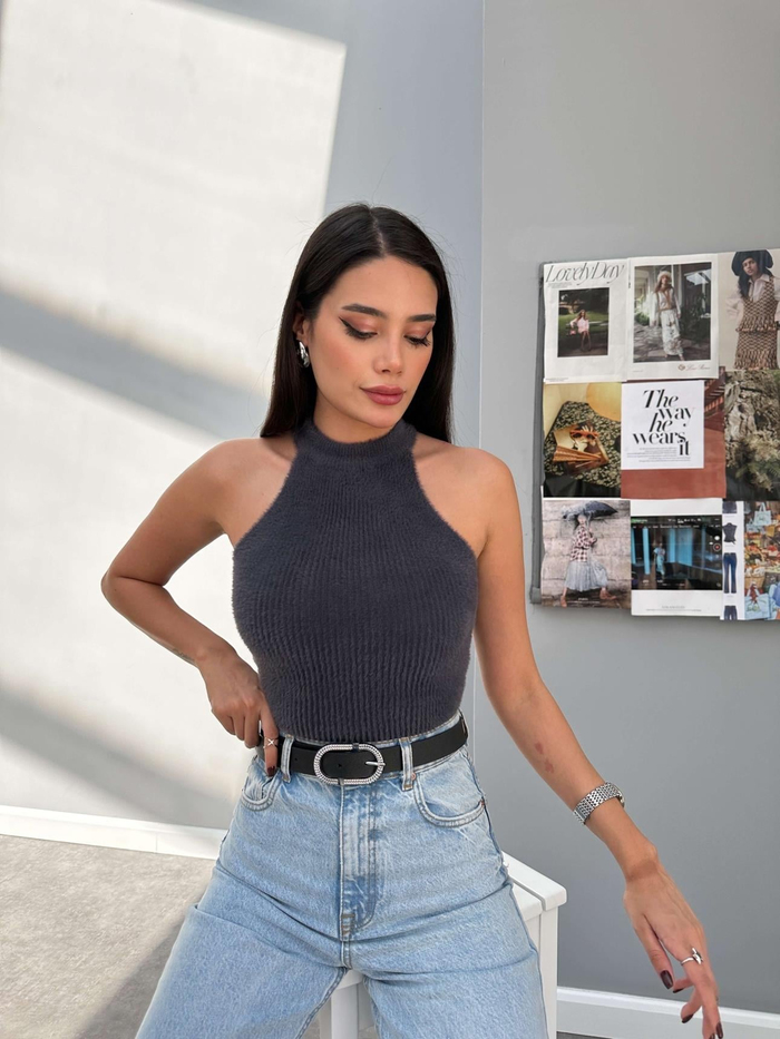 Halter Yaka Peluş Bluz