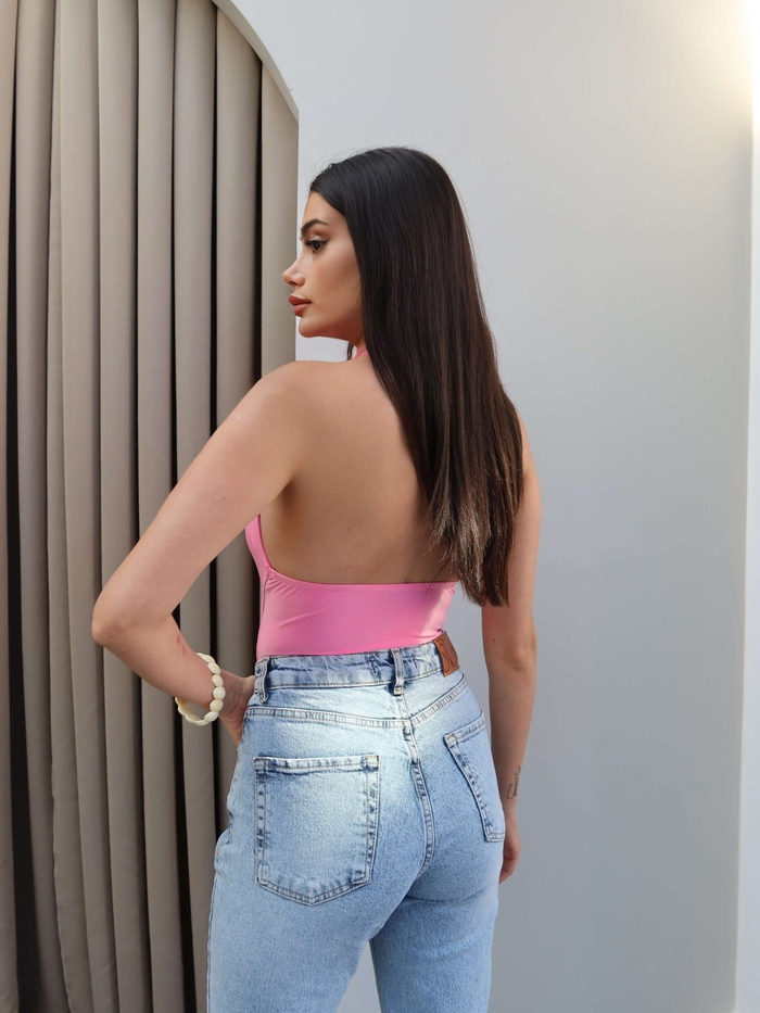 Halter Yaka Tokalı Bluz