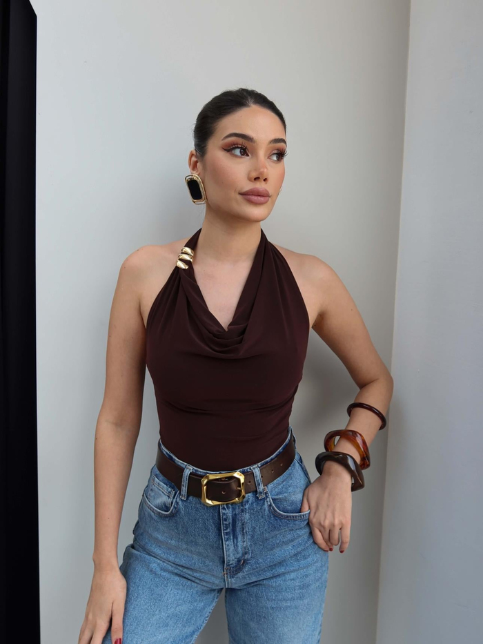 Halter Yaka Tokalı Bluz