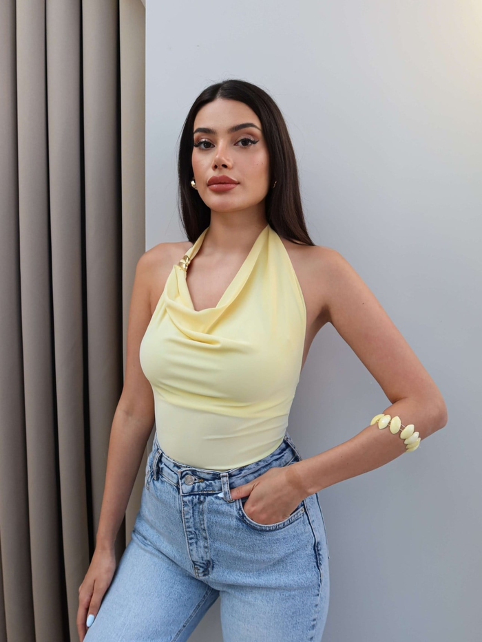 Halter Yaka Tokalı Bluz