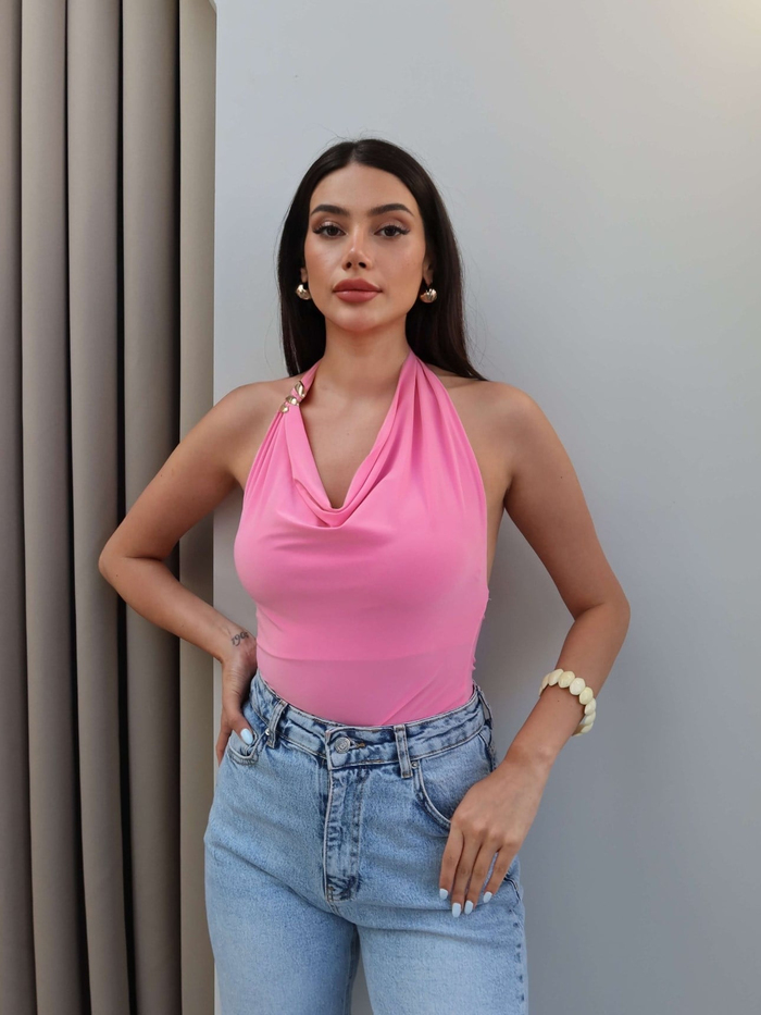 Halter Yaka Tokalı Bluz