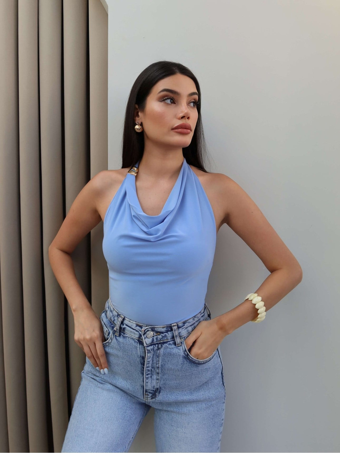 Halter Yaka Tokalı Bluz