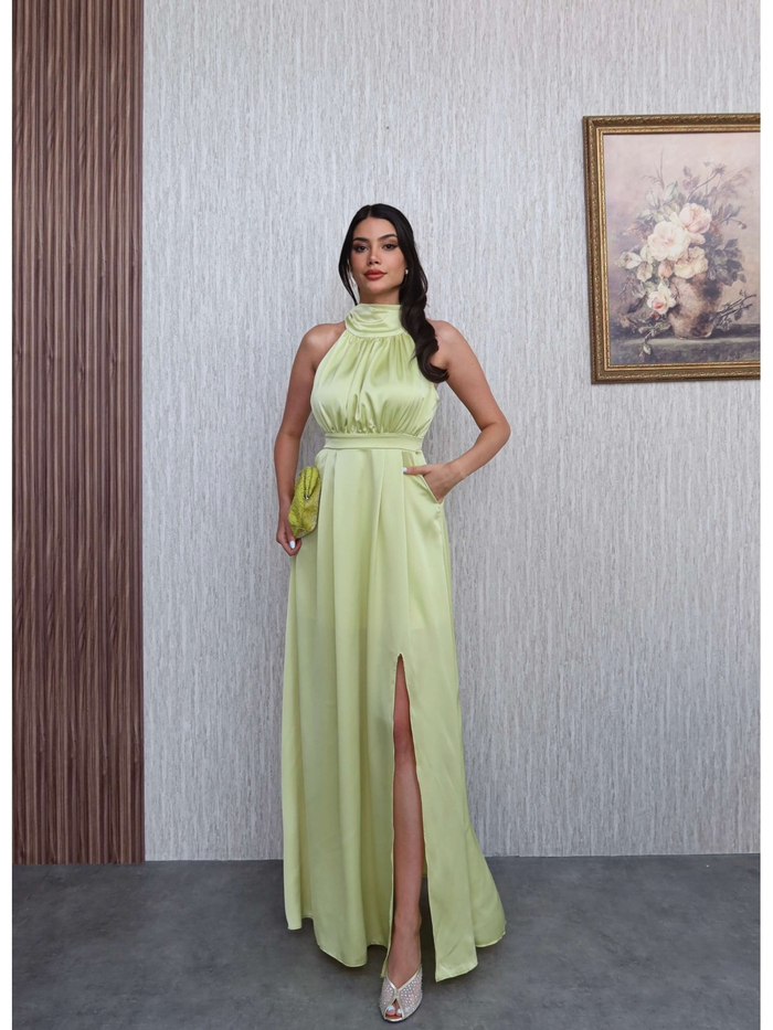 Halter Yaka Yırtmaçlı Saten Elbise
