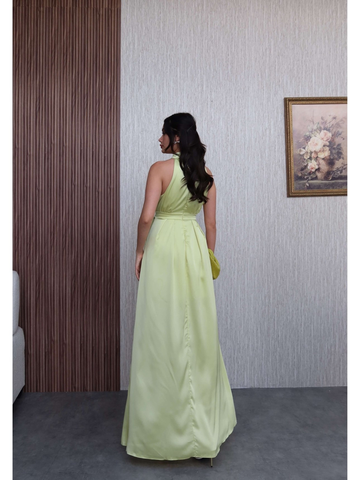 Halter Yaka Yırtmaçlı Saten Elbise