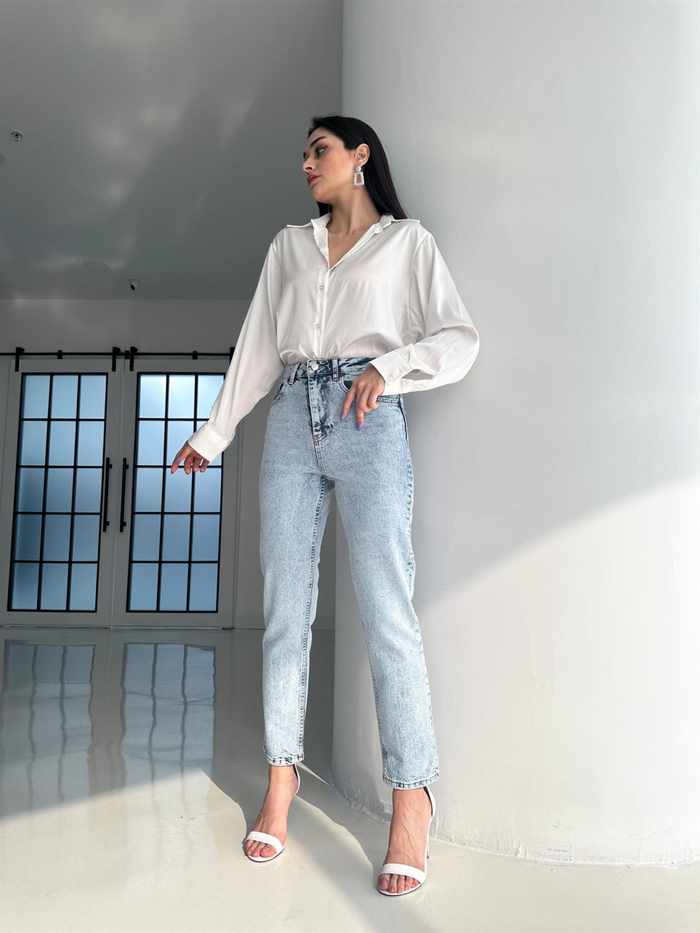 Ice Blue Premium Mom Jean