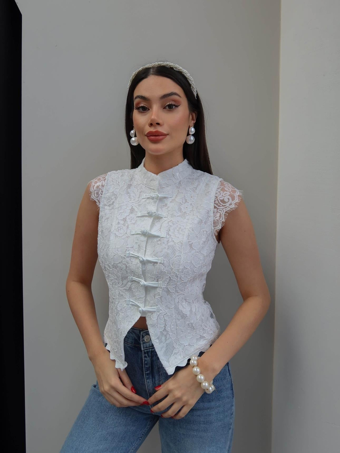 İlmek Düğmeli Dantel Bluz