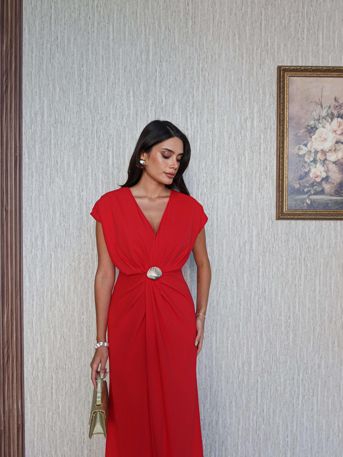 İstiridye Aksesuarlı Maxi Elbise