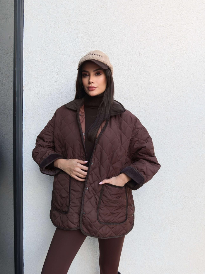 Kadife Yaka Çıtçıtlı Kapitone Mont