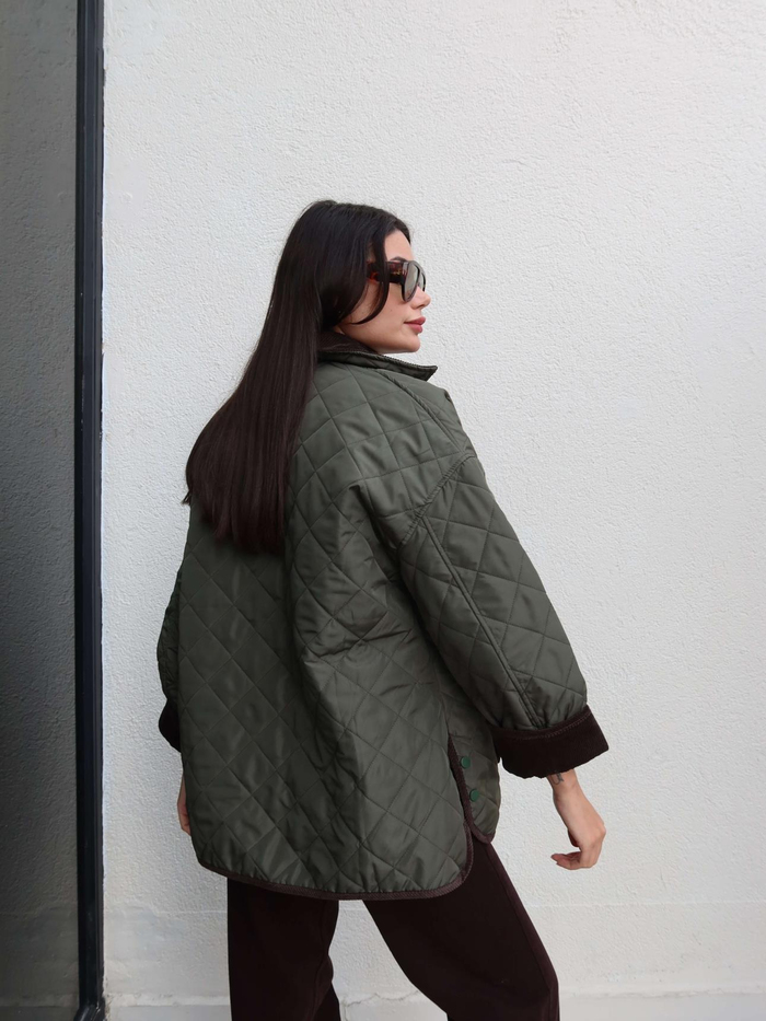 Kadife Yaka Çıtçıtlı Kapitone Mont