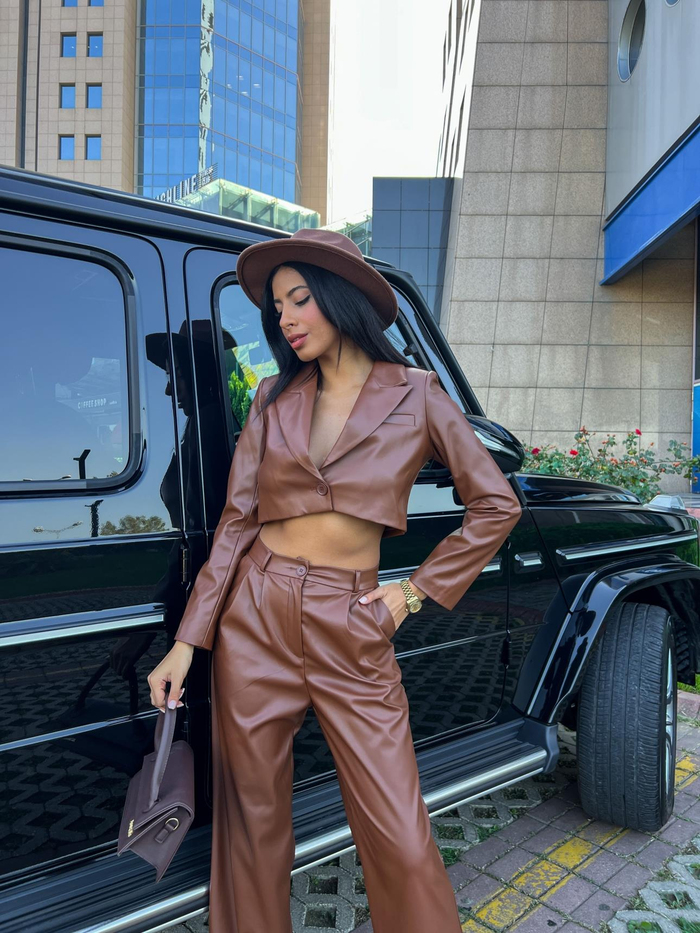 Kahve  Crop Blazer Deri Takım