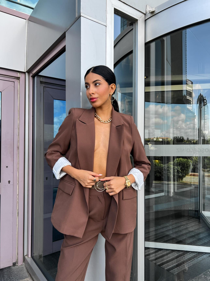 Kahve Kolu Katlamalı Blazer Ceket