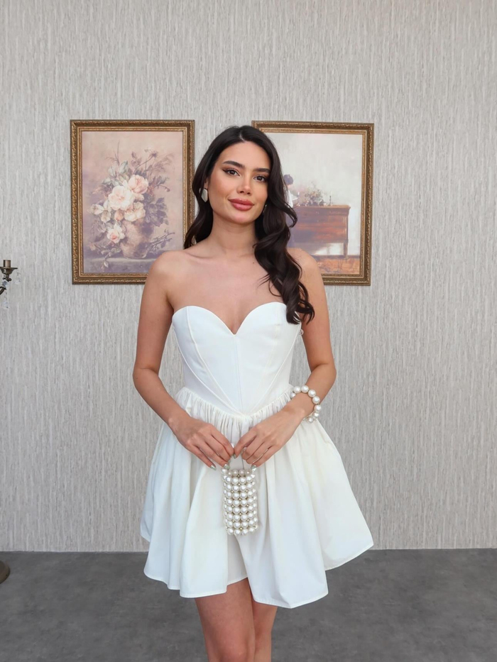 Kalp Detay Mini Elbise