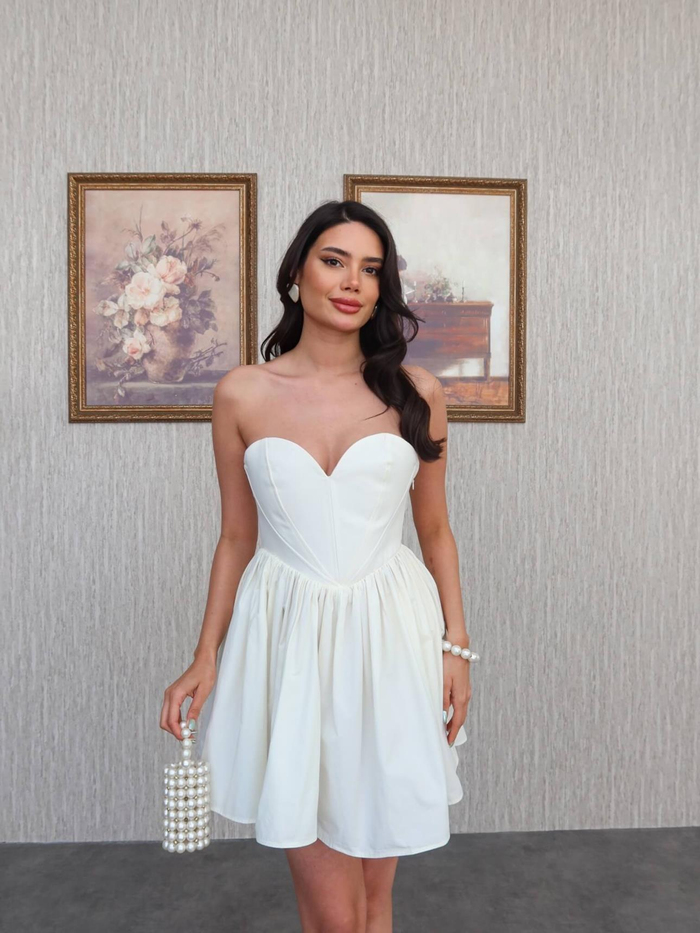 Kalp Detay Mini Elbise