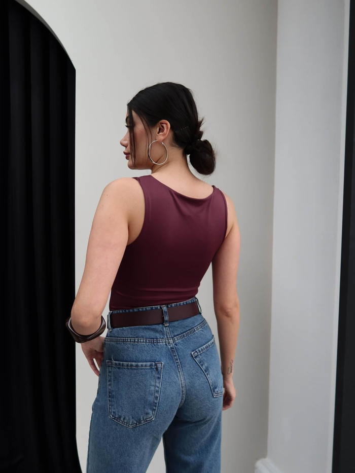 Kare Yaka Kalın Askılı Atlet