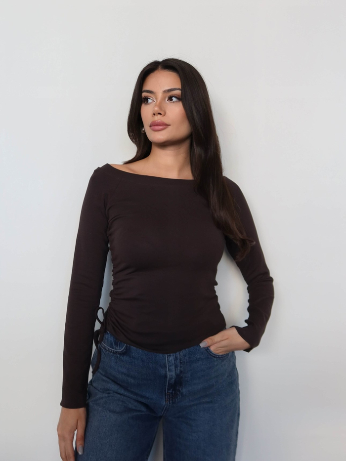 Kayık Yaka Yan Bağcıklı Bluz