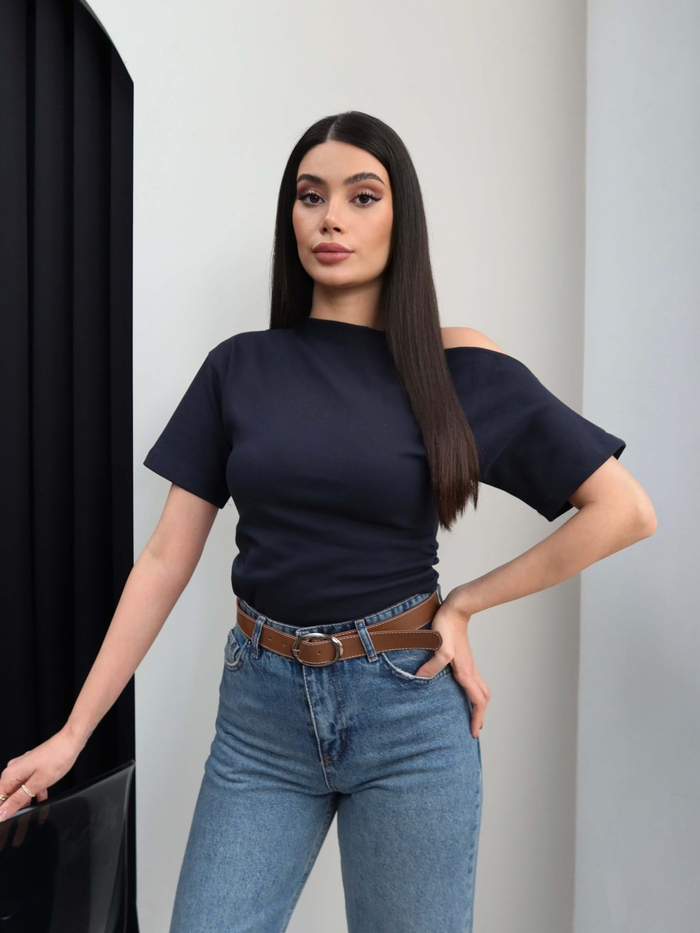 Kemerli Yüksek Bel Straight Jean