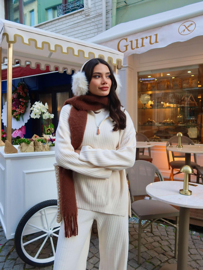 Krem Fermuarlı Triko Takım