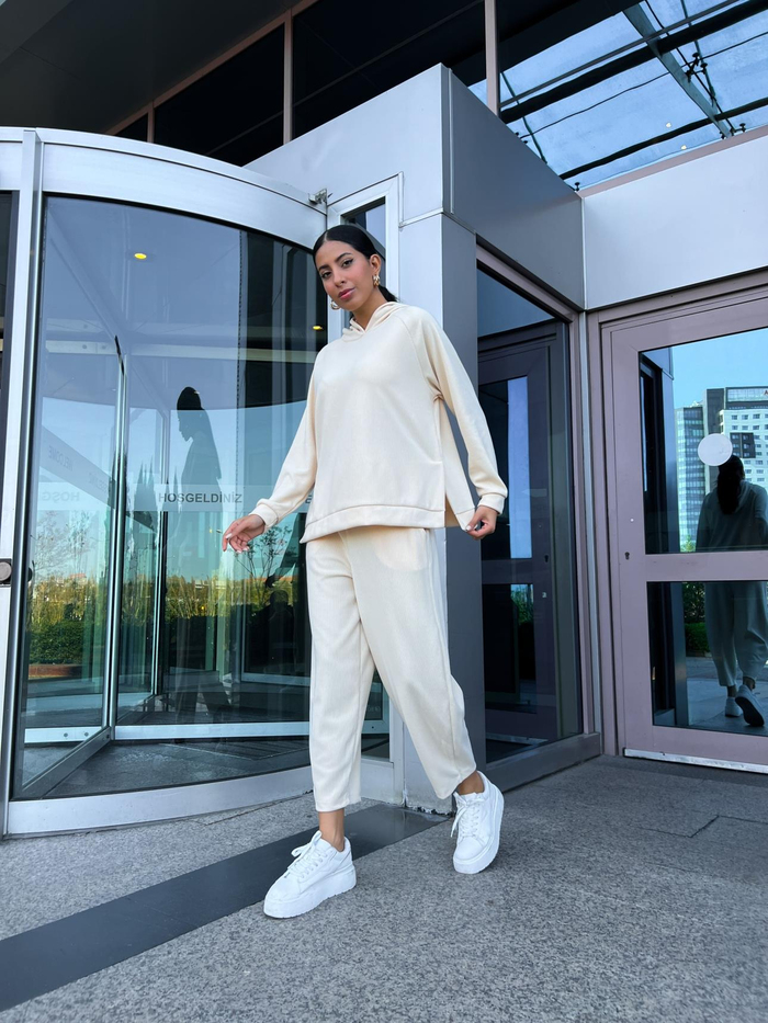 Krem Kapüşonlu Oversize Takım