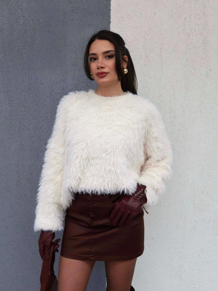 Krem Oversize Peluş Kazak